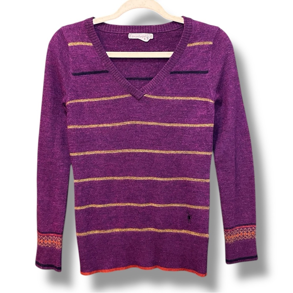 100% Pure Wool V-neck Stripped Smart Wool Sweater. Size Small